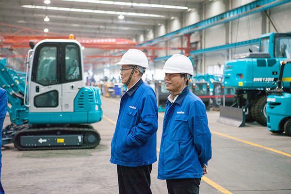 喜讯：壹定发智能朱建新荣获《长沙年鉴》2015年度十大人物奖