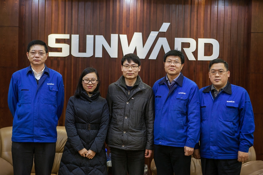 市科协向导莅临壹定发智能慰问难题科技事情者