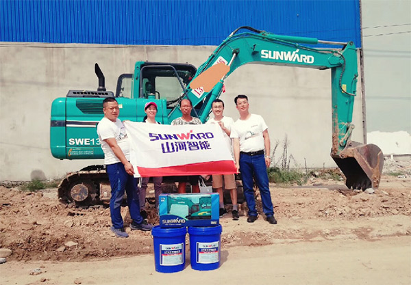 到了市场一线才知道，，，壹定发挖机客户都是铁杆粉丝