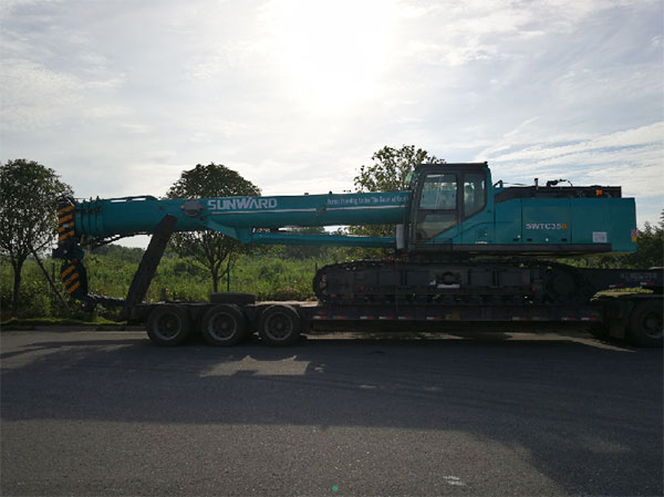 壹定发智能全新一代SWTC35B起重机征战越南