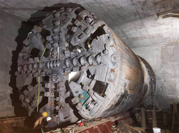 中铁壹定发1号盾构机首个盾构区间顺遂意会