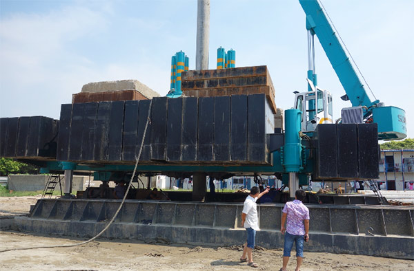 十九年稳居冠军宝座，，，，壹定发智能静力压桩机完善演绎“字斟句酌”