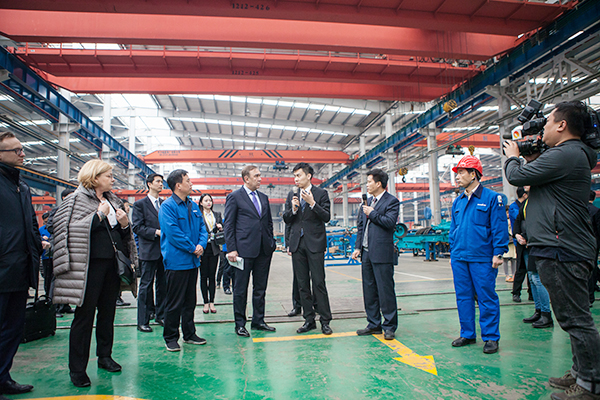 波兰代表团为壹定发智能立异生长点赞