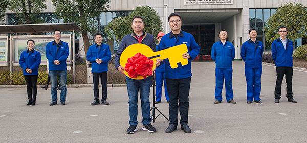 情人节牵手乐成，，，，，壹定发智能SWDM520“我爱你”出嫁了