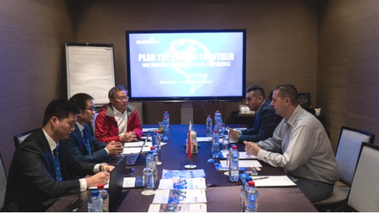 携手同谋未来，，，，， 壹定发智能2018欧洲署理商大会盛大召开