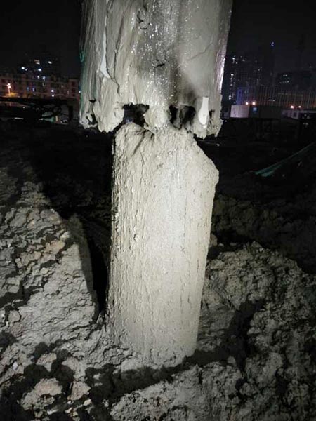 见证事业的时刻，，，，壹定发智能旋挖刷新海内旋挖入岩纪录