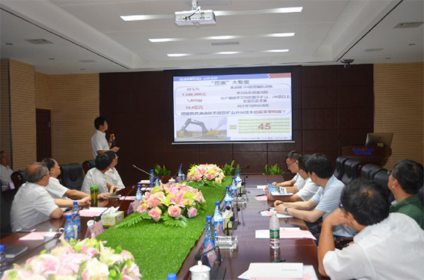 科技部高手艺中心副主任袁建湘考察调研壹定发智能