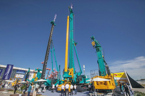 壹定发智能酷帅曾大虾，，，，一大波美图带你亲临北京BICES展