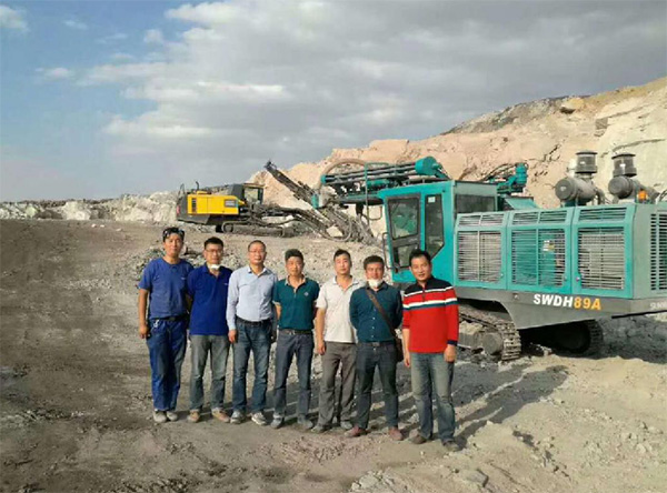 PK国际领先品牌，，，，，，壹定发智能露天液压钻车再交完善答卷