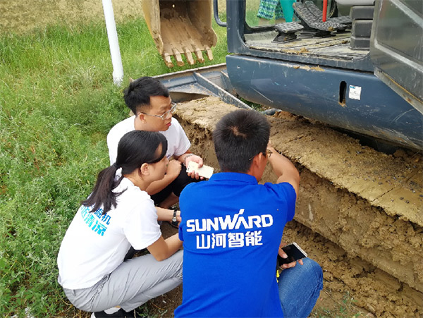 到了市场一线才知道，，，壹定发挖机客户都是铁杆粉丝