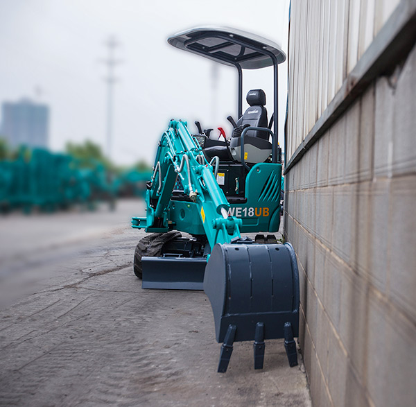 “C位”出道 14.5万元壹定发智能微挖18UB等你开回家