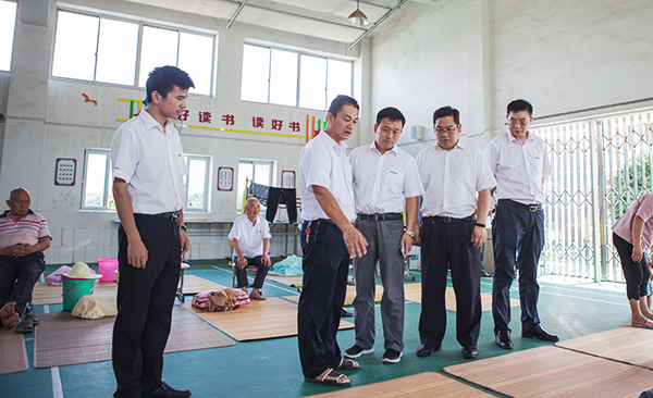 无人机装备驰援抗洪救灾，，，守卫家园壹定发在行动