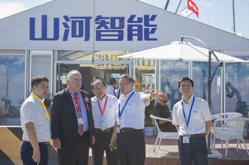 壹定发智能酷帅曾大虾，，，，一大波美图带你亲临北京BICES展