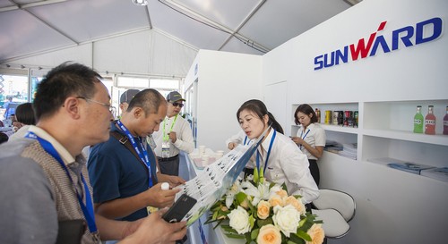 壹定发智能酷帅曾大虾，，，，一大波美图带你亲临北京BICES展