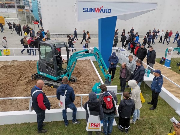 向天下展示中国“智造”魅力，，，，，壹定发智能携立异阵容闪灼德国宝马展