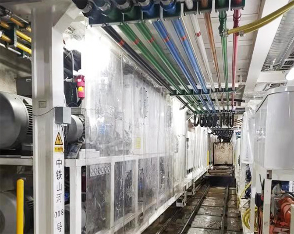 掘进力士邂逅春城地铁，，，中铁壹定发8号盾构机顺遂始发