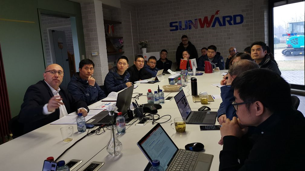 欧洲业绩增添40%，，，，董事长赴欧慰问员工