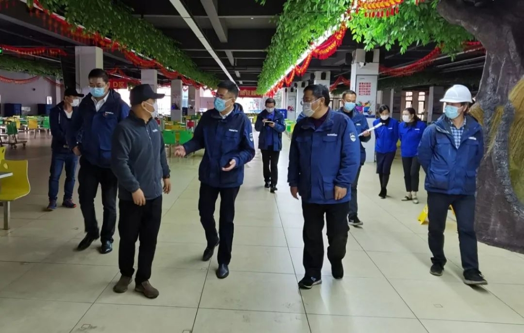 疫情未过，，，，，，，岂可松懈？？？？总司理带队检查防疫事情