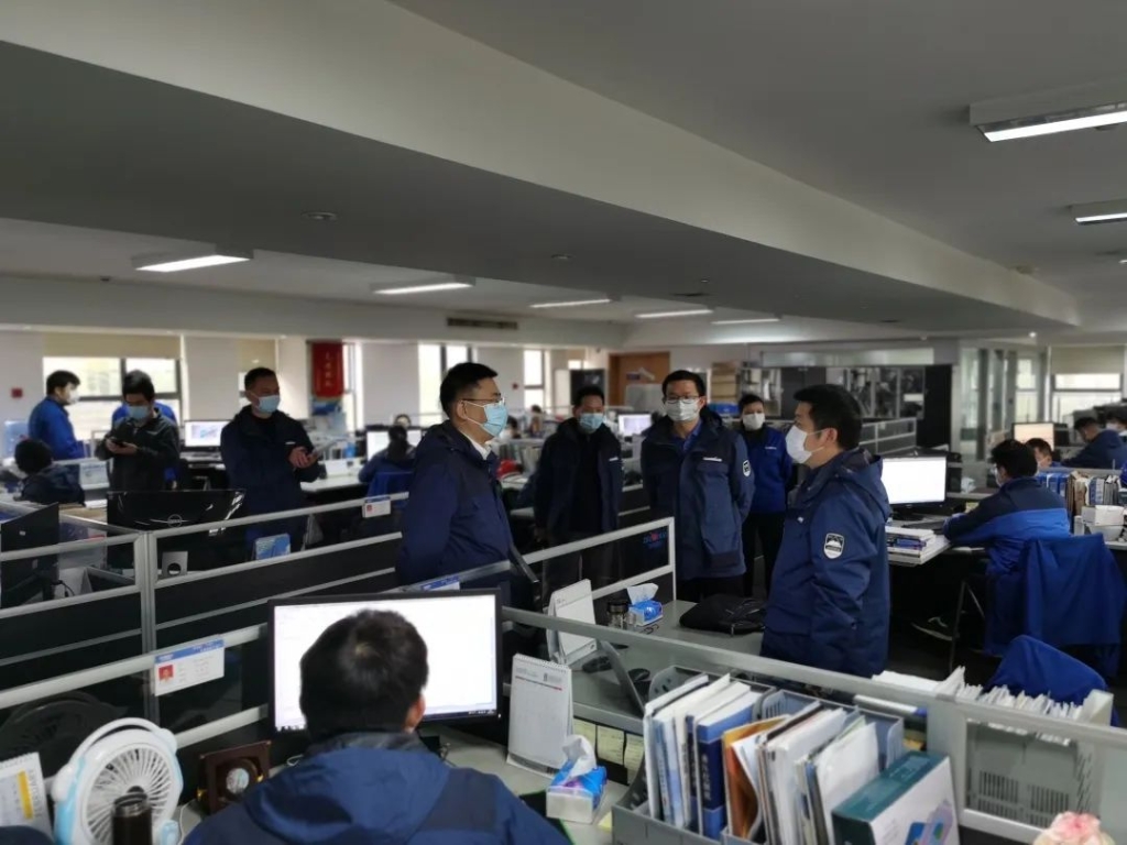 疫情未过，，，，，，，岂可松懈？？？？总司理带队检查防疫事情