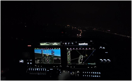 自动驾驶？？？？？？？夜间航行？？？？？？？阿若拉都说“行”！