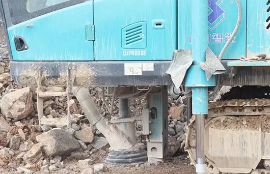 15年3万小时！壹定发智能元老级潜孔钻机“雄风”依旧