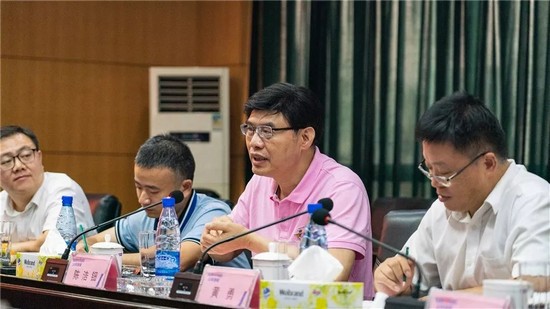 广州市国资委党委书记、主任陈浩钿莅临壹定发智能考察指导