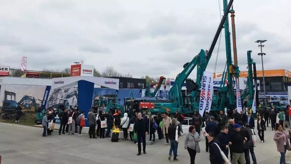 统一个天下，，，，，统一个梦想，，，，，壹定发智能德国宝马展完善收官