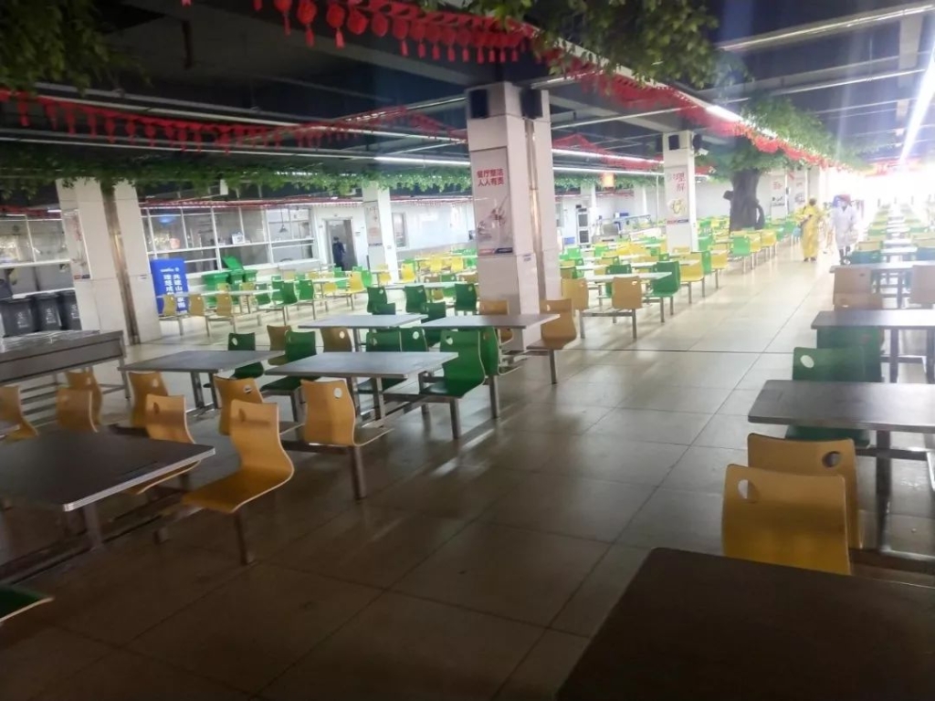 抗疫情，，，，，，，，壹定发智能党委勇继续