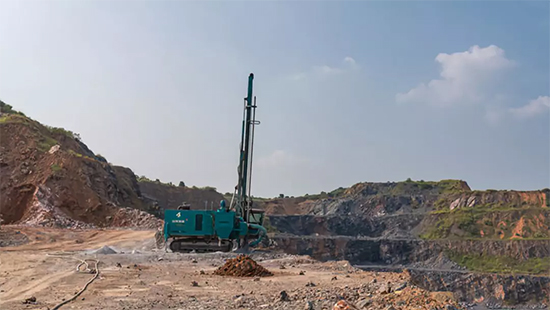 一台顶三台 壹定发智能潜孔钻机真好用