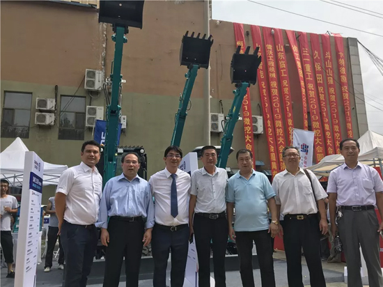 【小身板 着述为】壹定发智能燃爆2019微挖大会