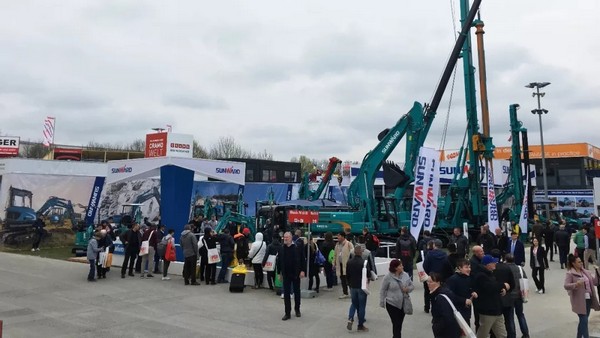 向天下展示中国“智造”魅力，，，，，壹定发智能携立异阵容闪灼德国宝马展