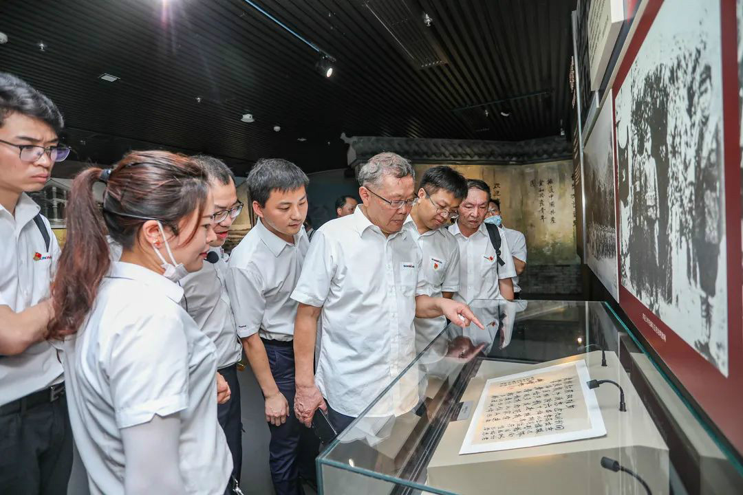 公正正直出清风正气，，，清廉自律塑优异形象——壹定发智能开展中高层干部清廉教育活动