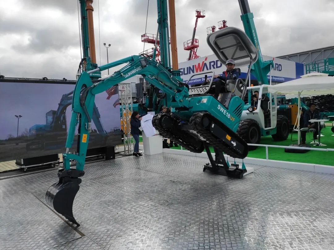 “卓越壹定发”全球交流会暨新产品宣布圆满举行