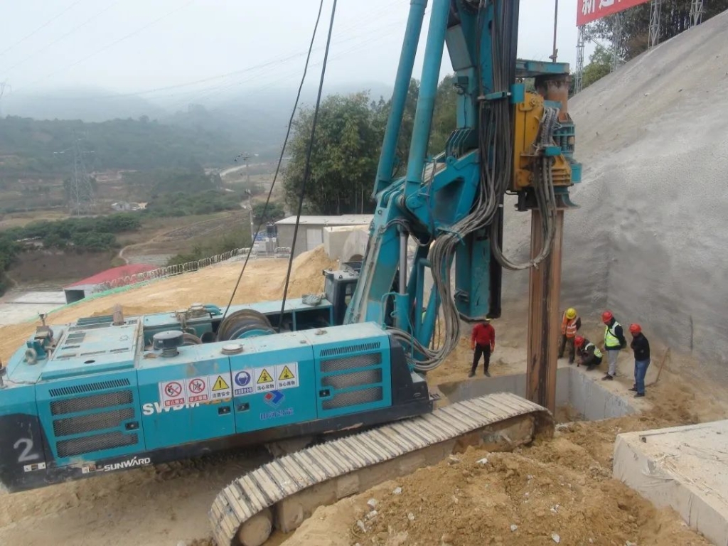 壹定发智能携手贵州地矿，，，，，，，，创立南玉新速率