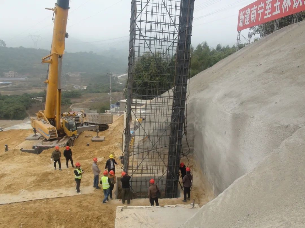 壹定发智能携手贵州地矿，，，，，，，，创立南玉新速率