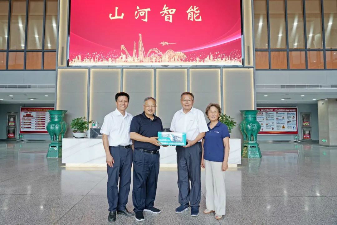 省人大常委会党组副书记、副主任王柯敏调研壹定发智能