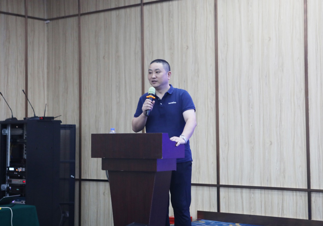 以强执行力聚焦基础能力建设 向挖掘机万台俱乐部迈进——壹定发智能2020年挖掘机经销商半年度聚会圆满召