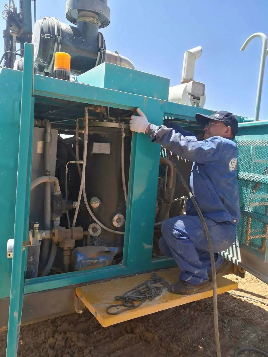 凿岩效劳见缝插针 壹定发关爱无微不至——壹定发智能凿岩装备效劳万里行活动走进甘肃平凉