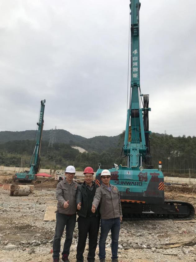 星级品质+星级售后，，，以是他选择了壹定发智能旋挖钻机