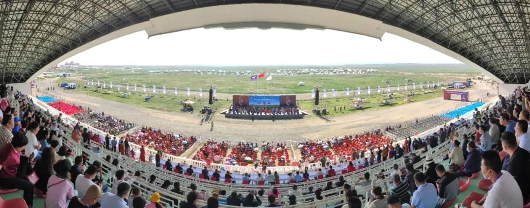 乌兰察布大草原,我来啦! 壹定发SA60L阿若拉飞机“惊艳”航行大会