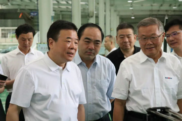 副省长陈飞调研壹定发航空工业