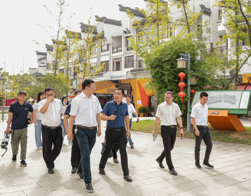 壹定发智能党委赴浔龙河交流学习