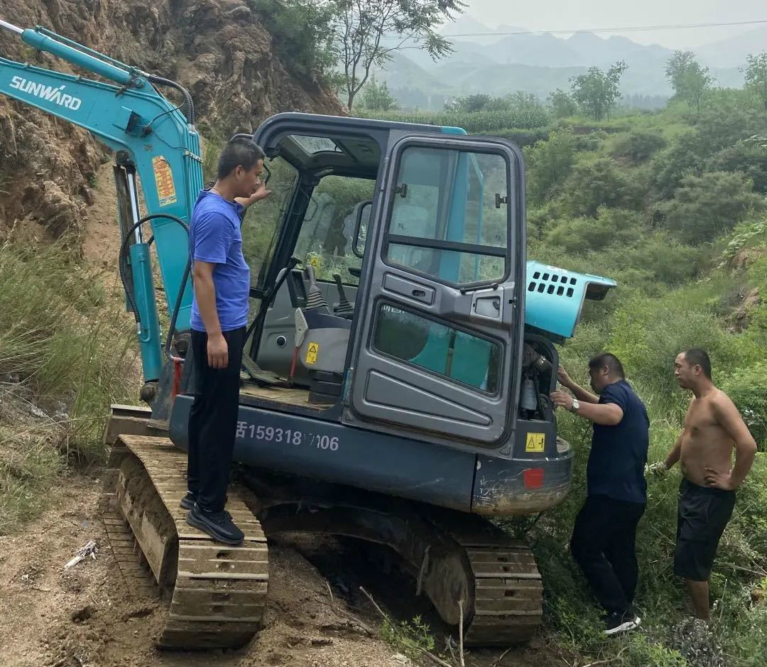 感恩相伴 关爱相随——北京壹定发效劳万里行