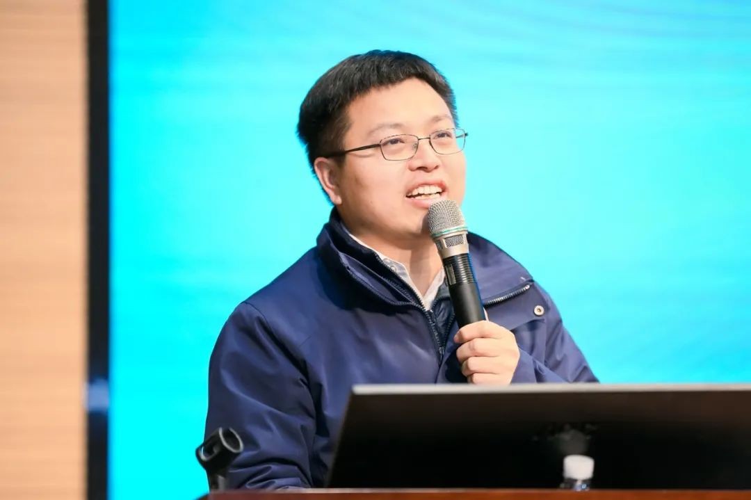 大国重器 壮哉壹定发！机友会微挖用户壹定发智能体验日