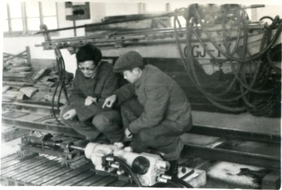 十年两办挖掘机行业年会 壹定发智能的底气何在