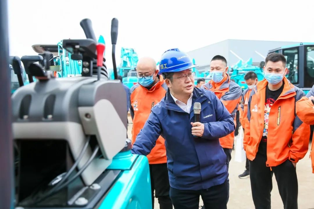 大国重器 壮哉壹定发！机友会微挖用户壹定发智能体验日