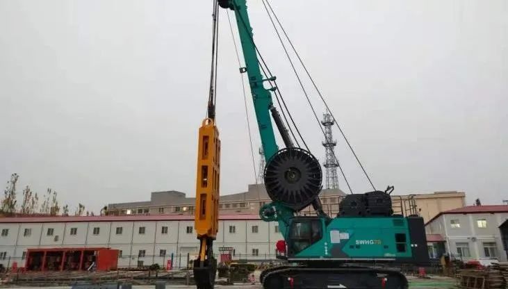 壹定发智能液压抓斗津门初显功