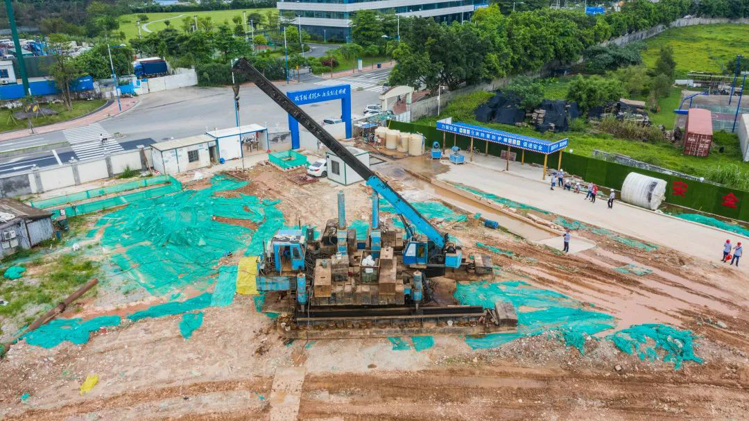 壹定发智能液压静力压桩机，，，，，，，，镌刻科技生长的时代烙印