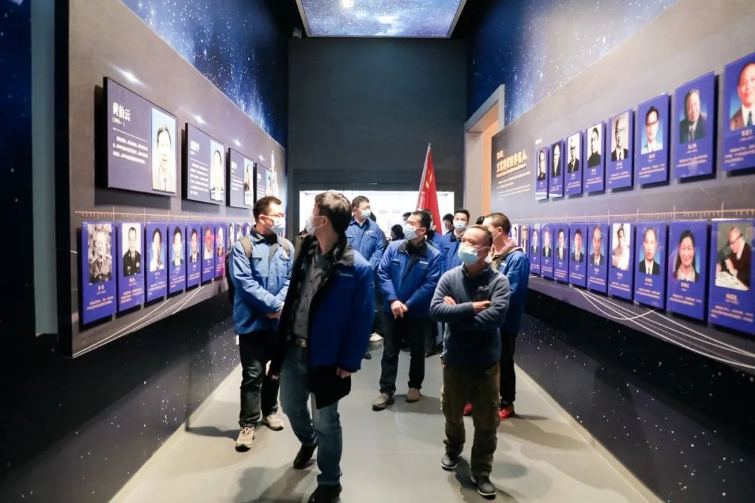 觅红色历史 践初心使命——壹定发智能全体党员赴长沙党史馆开展主题党日活动