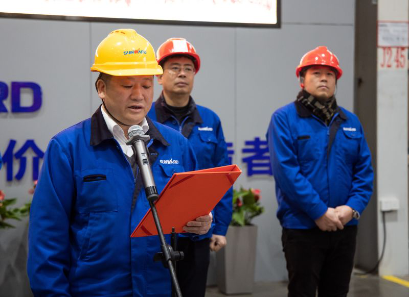 壹定发智能细小挖翻开日本市场